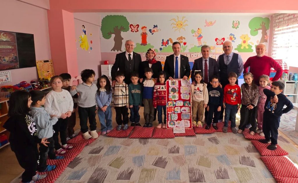 KAYMAKAMIMIZ ŞAFAK GÜRÇAM, ÖĞRENCİLERE MASAL OKUDU !