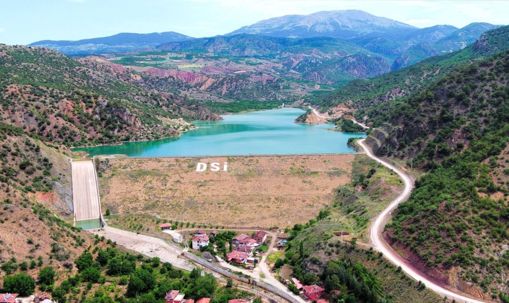 DSİ’DEN AMASYA’YA 23 YILDA 26 MİLYAR LİRALIK 149 ESER!