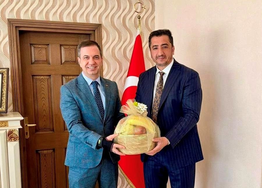 ODA BAŞKANI ADNAN SÖZEN VE YÖNETİMİ, KAYMAKAMIMIZ ŞAFAK GÜRÇAM’I ZİYARET ETTİ